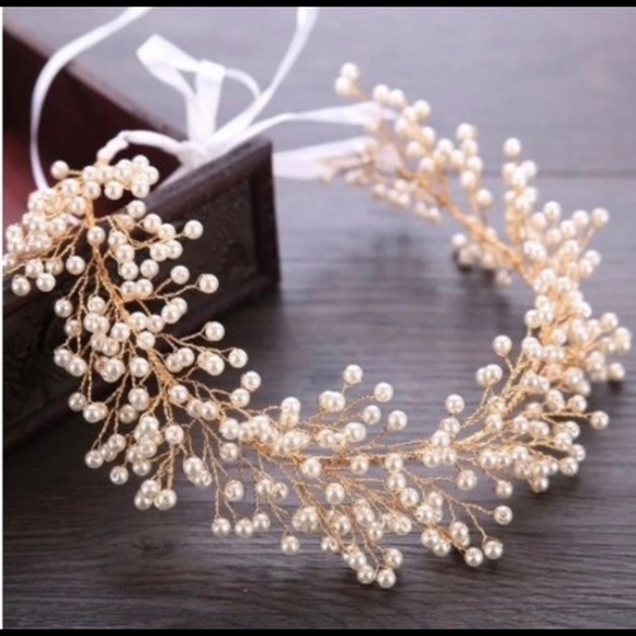 Pearl and gold headband for bride/bridesmaid - Picture 3 of 4